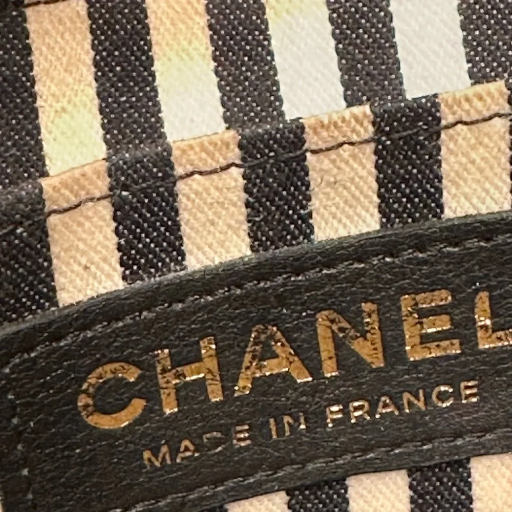 CHANEL Quilted Chevron Calfskin Small Single Flap Black Crossbody Bag + Dust Bag